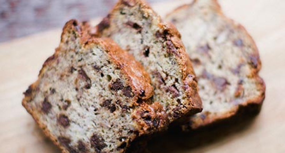 dark-chocolate-chip-banana-bread